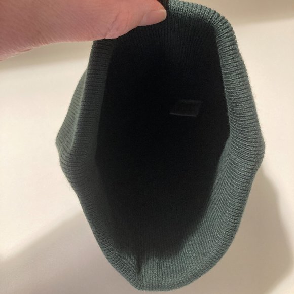 NWOT Hunter Green Cape Cod Knit Beanie - Picture 4 of 6
